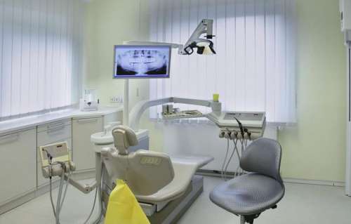 公立还是私立？北京口腔医院选择指南